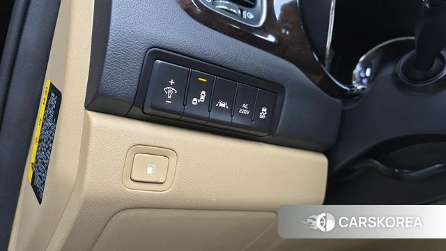 Kia The New Carnival 2018 Черный из Кореи, фото 4