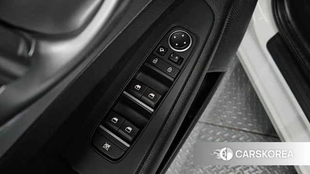 Kia The New K3 2nd generation 2021 Белый из Кореи, фото 4