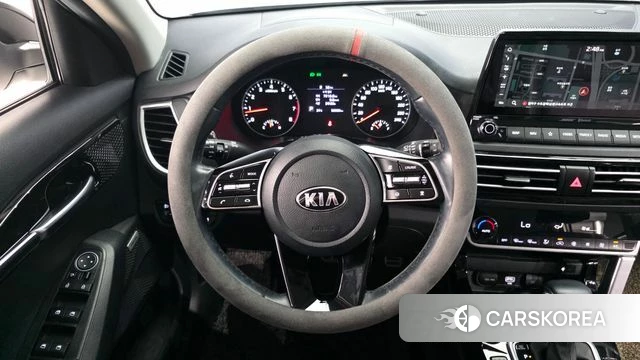 Kia Seltos 2019 Белый из Кореи, фото 4