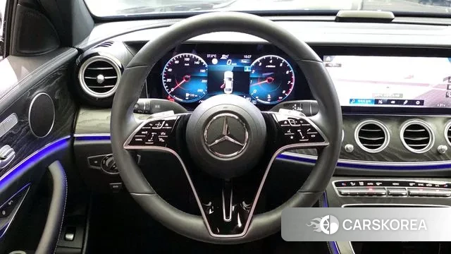 Mercedes-Benz E-Class W213 2022 Черный из Кореи, фото 4