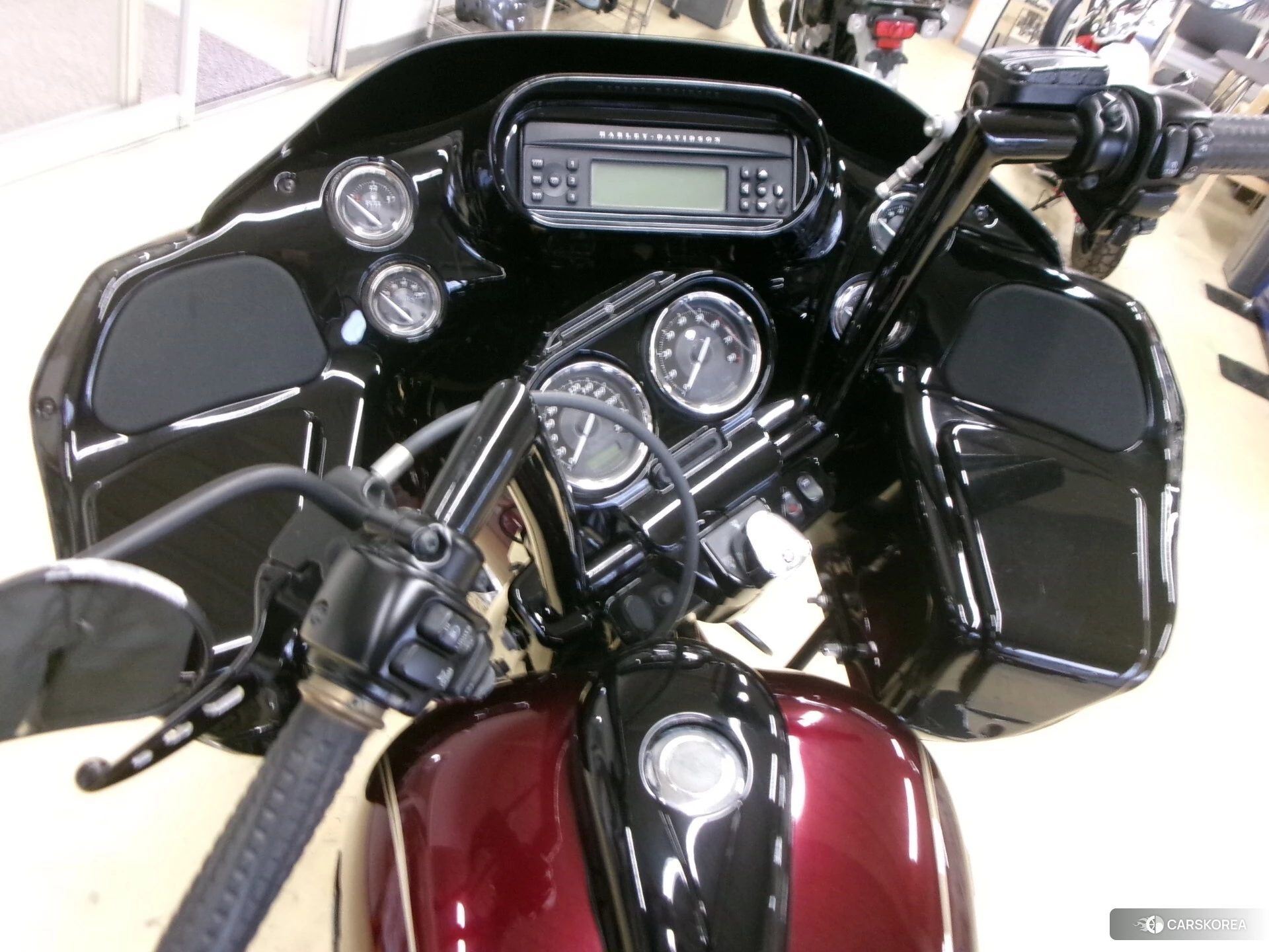 Проданный Harley-Davidson Road Glide FLTRX1580 2010 из Японии, фото 3