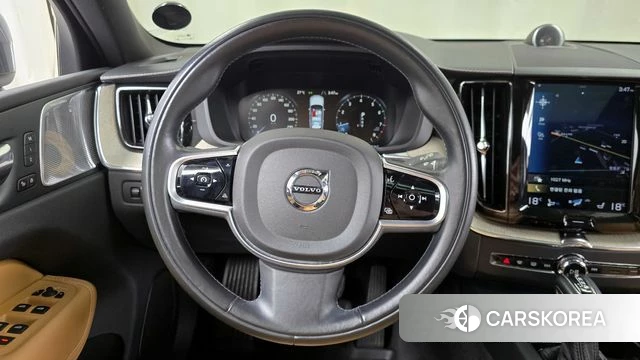 Volvo XC60 second Generation 2018 Серый из Кореи, фото 4