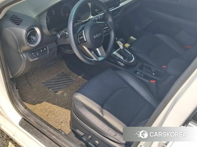 Kia The New K3 2nd generation 2022 Белый из Кореи, фото 4