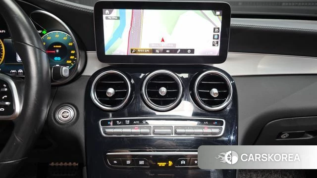 Mercedes-Benz GLC-Class X253 2022 Белый из Кореи, фото 4