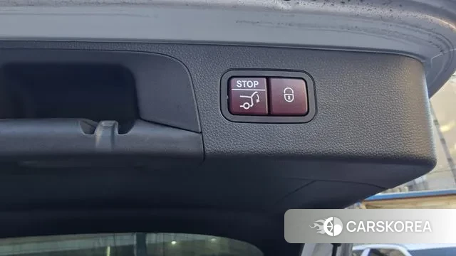 Mercedes-Benz GLC-Class X253 2018 Серебряный из Кореи, фото 4