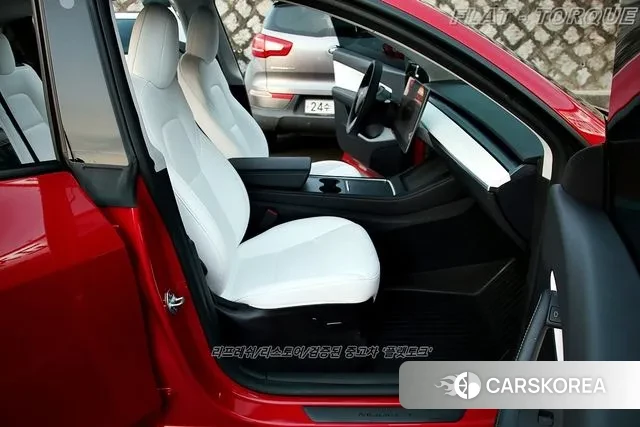 Tesla Model Y 2022 Красный из Кореи, фото 4