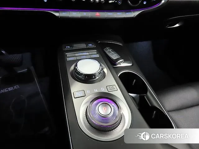 Genesis GV70 2021 Белый из Кореи, фото 4