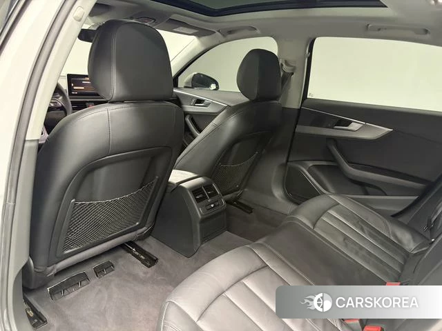 Audi A4L 2018 Белый из Китая, фото 4