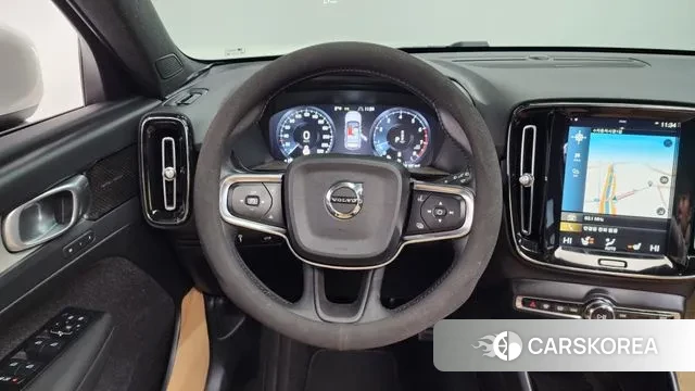 Volvo XC40 2021 Белый из Кореи, фото 4