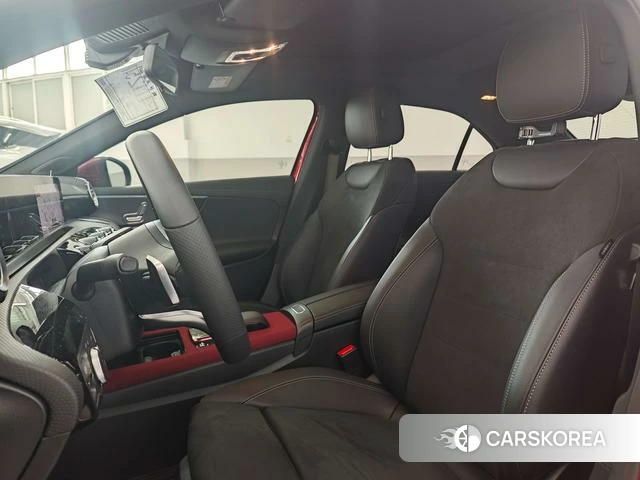 Mercedes-Benz Class A 2021 Красный из Китая, фото 4