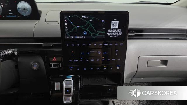 Hyundai Staria 2021 Серый из Кореи, фото 4