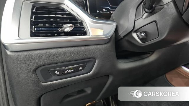 BMW X5 (G05) 2024 Черный из Кореи, фото 4
