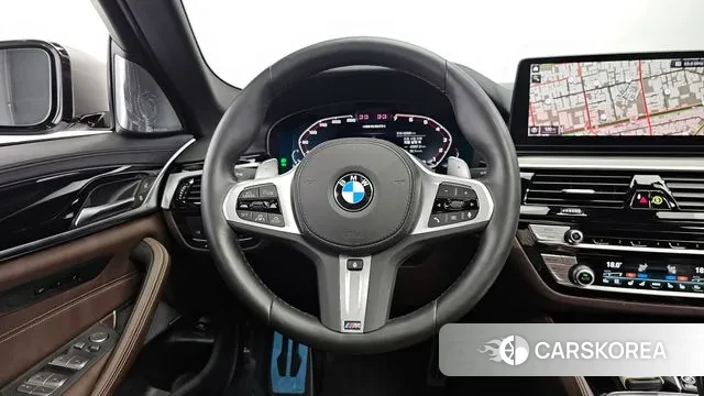 BMW 5 Series (G30) 2022 Белый из Кореи, фото 4