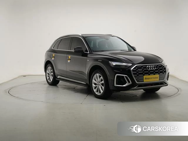 Audi Q5L 2023 Черный из Китая, фото 4