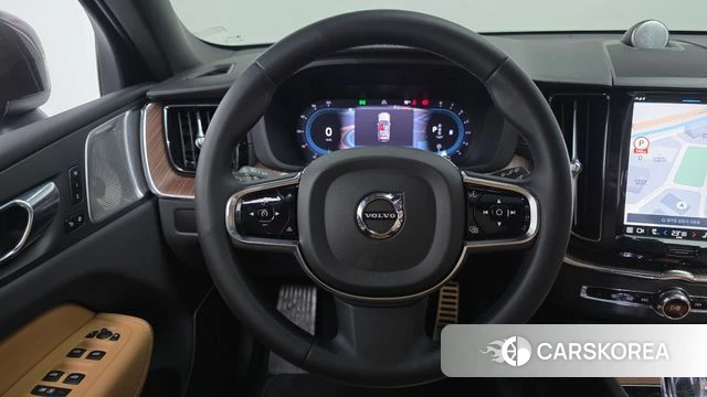 Volvo XC60 second Generation 2024 Коричневый из Кореи, фото 4