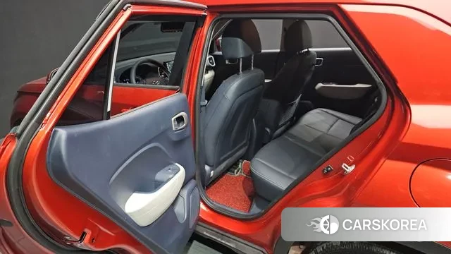 Hyundai Venue 2022 Красный из Кореи, фото 4