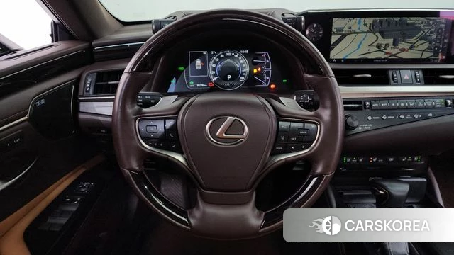 Lexus ES300h 7th generation 2019 Серебристо-серый из Кореи, фото 4
