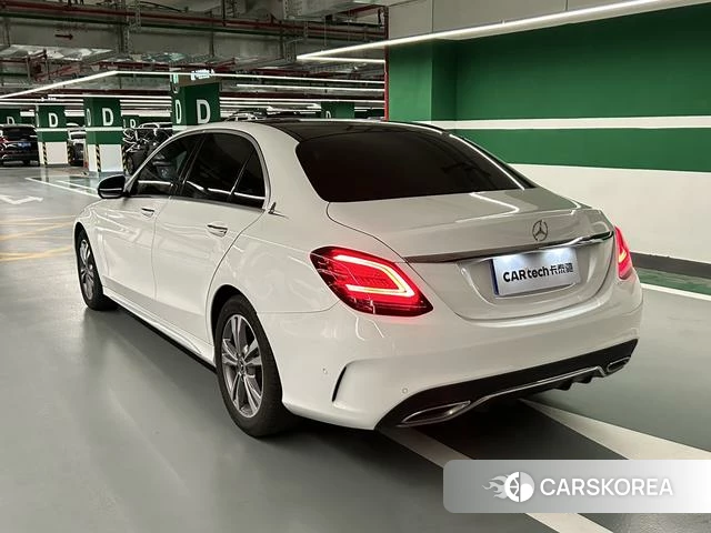 Mercedes-Benz Class C 2021 Белый из Китая, фото 4