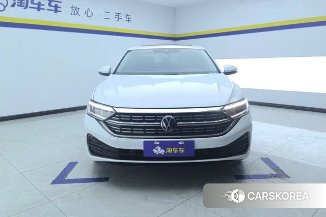 Volkswagen Sagitar 2024 Белый из Китая, фото 4