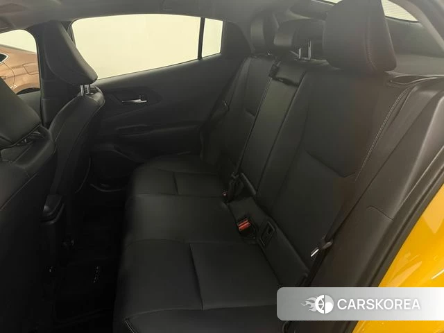 Toyota Prius 5th Generation 2024 Желтый из Кореи, фото 4