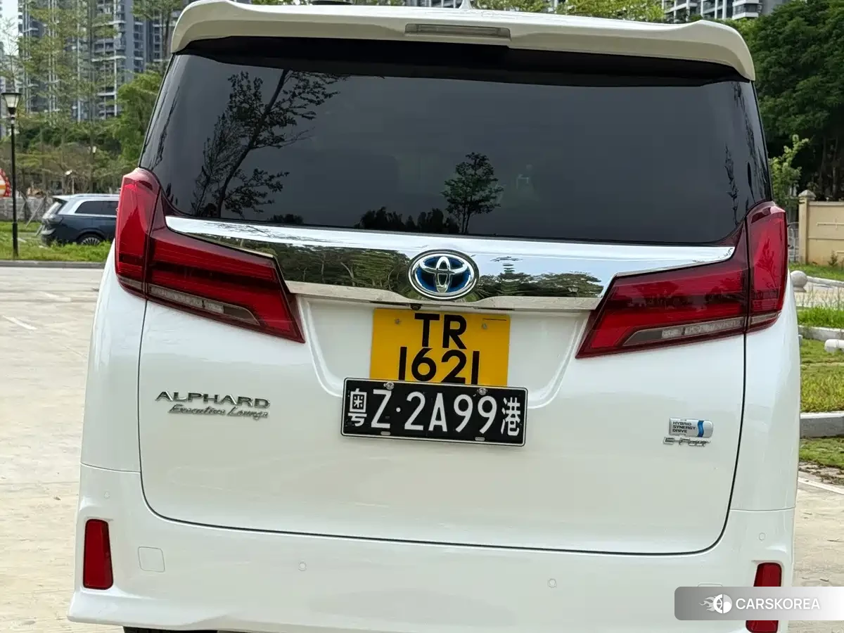 Toyota Elfa 2025 Белый из Китая, фото 4