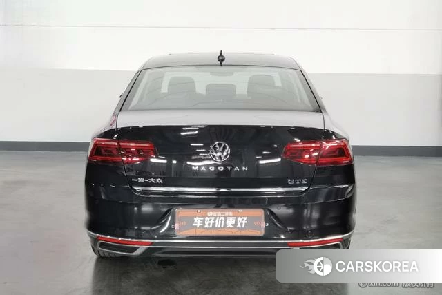 Volkswagen Magotan PHEV 2023 Черный из Китая, фото 4