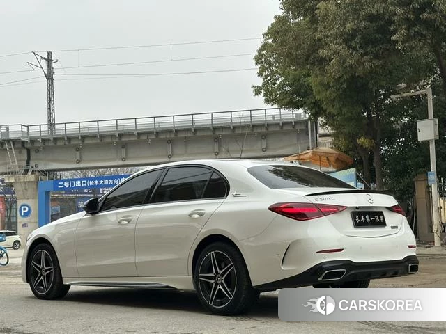 Mercedes-Benz Class C 2023 Белый из Китая, фото 4