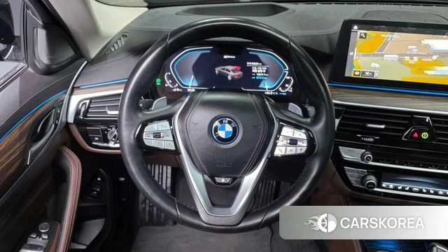 BMW 5 Series (G30) 2021 Черный из Кореи, фото 4