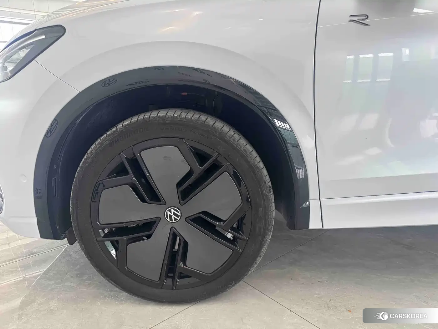 Volkswagen Tiguan L 2024 Белый из Китая, фото 4
