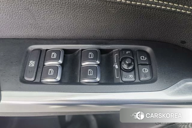 Lynk 01 2019 Белый из Китая, фото 4