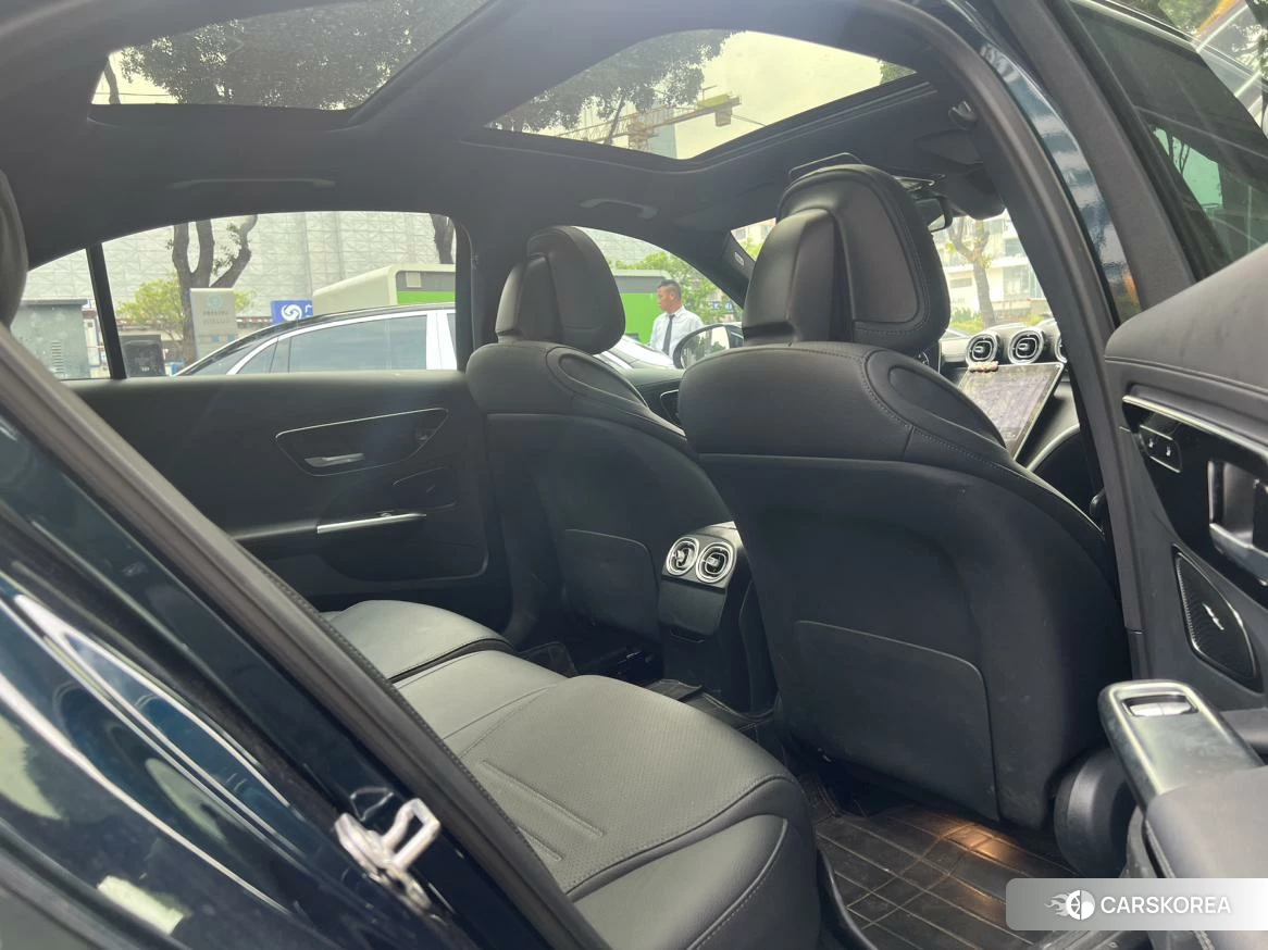 Mercedes-Benz Class C 2023 Зеленый из Китая, фото 4