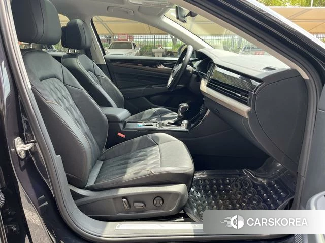 Volkswagen Passat 2019 Черный из Китая, фото 4