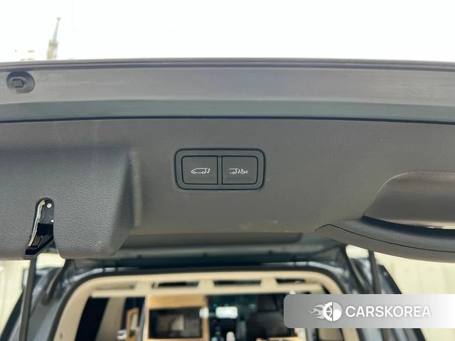 Hyundai Staria 2023 Серый из Кореи, фото 4
