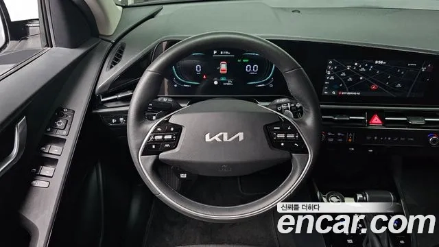 Kia Di Ol Nu Niro 2022 Белый из Кореи, фото 4