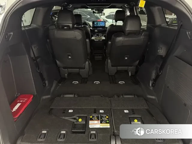 Toyota Sienna 4th Generation 2025 Белый из Кореи, фото 4