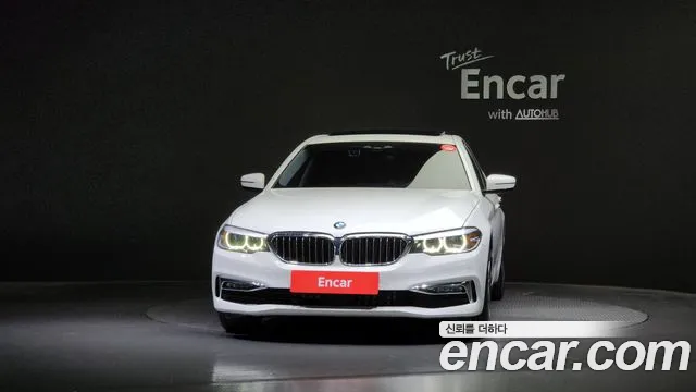 BMW 5 Series (G30) 2018 Белый из Кореи, фото 4