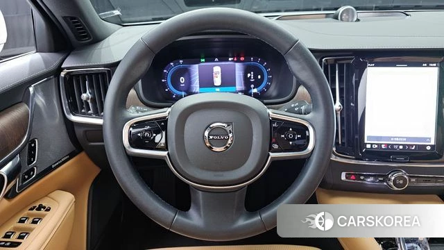 Volvo S90 2023 Белый из Кореи, фото 4