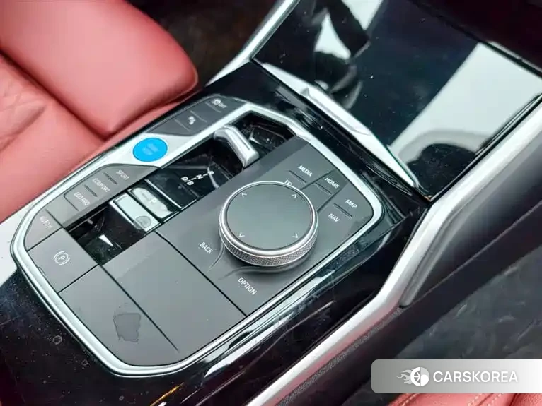 BMW i3 2024 Черный из Китая, фото 4