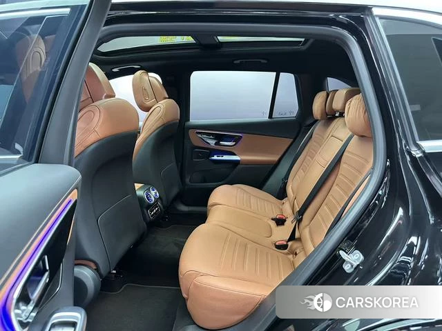 Mercedes-Benz GLC 2024 Черный из Китая, фото 4
