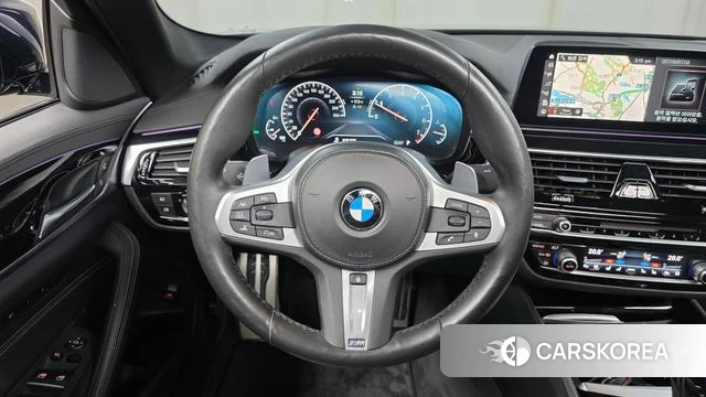 BMW 5 Series (G30) 2019 Черный из Кореи, фото 4