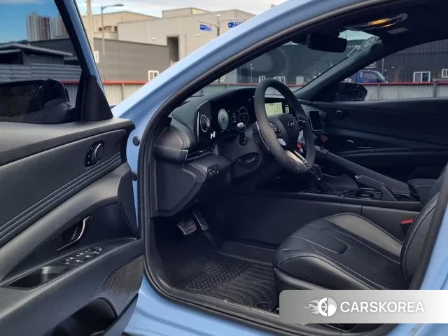 Hyundai Avante (CN7) 2022 Небесно-голубой из Кореи, фото 4