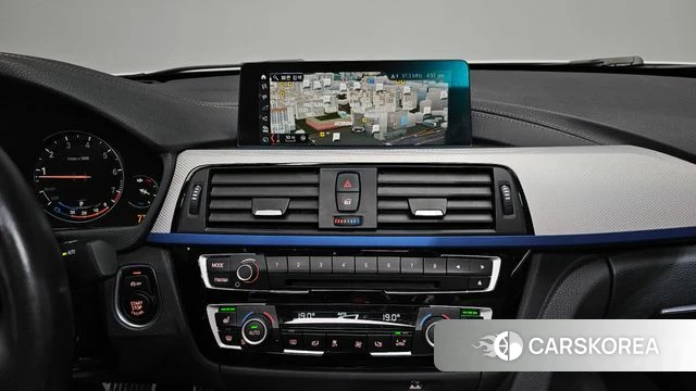 BMW 3 Series (F30) 2018 Белый из Кореи, фото 4