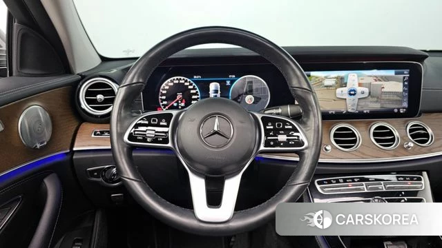 Mercedes-Benz E-Class W213 2019 Серый из Кореи, фото 4