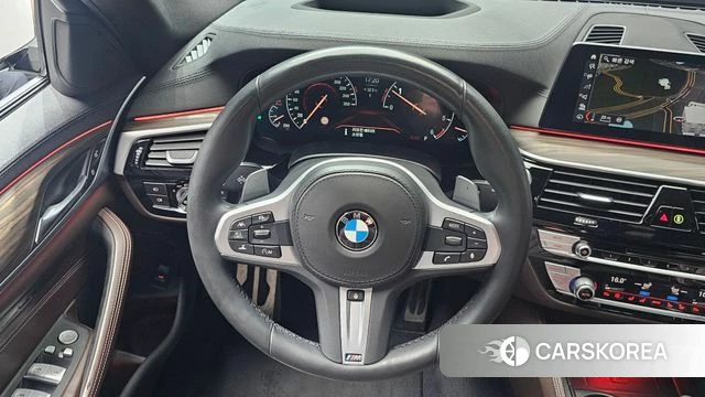 BMW 5 Series (G30) 2019 Белый из Кореи, фото 4