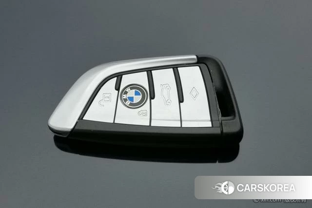 BMW 5 series 2021 Черный из Китая, фото 4