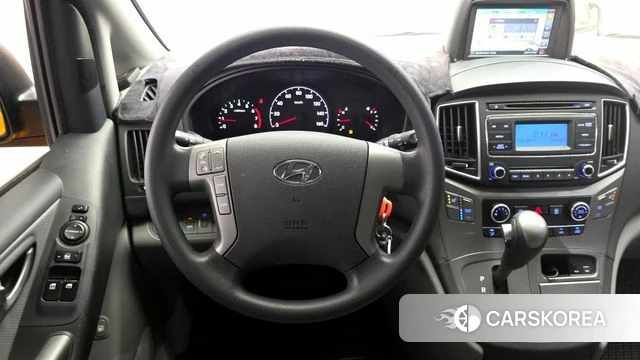 Hyundai The New Grand Starex 2018 Желтый из Кореи, фото 4
