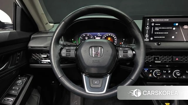 Honda Accord 11th Generation 2023 Белый из Кореи, фото 4