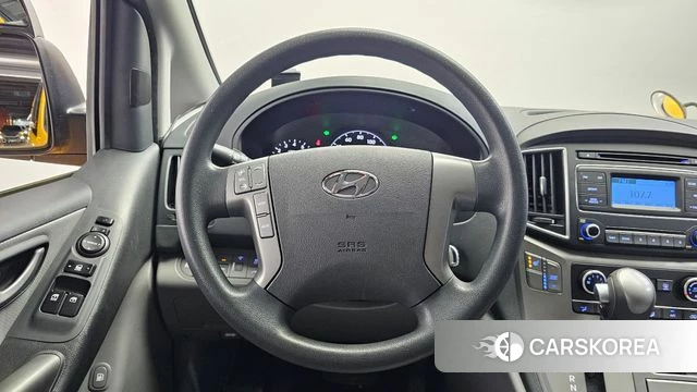 Hyundai The New Grand Starex 2018 Желтый из Кореи, фото 4