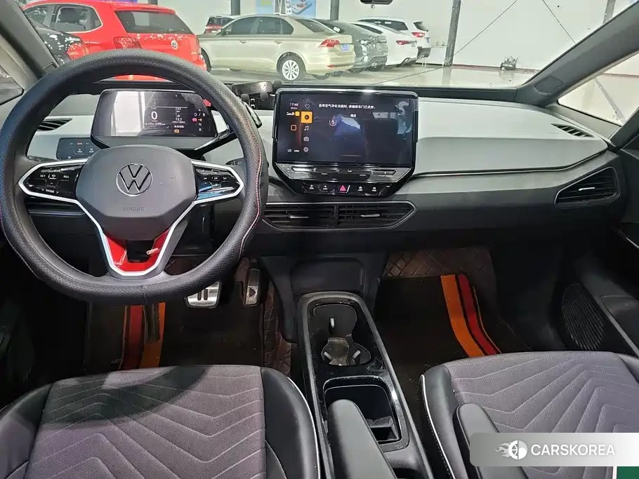Volkswagen ID.3 2023 Белый из Китая, фото 4