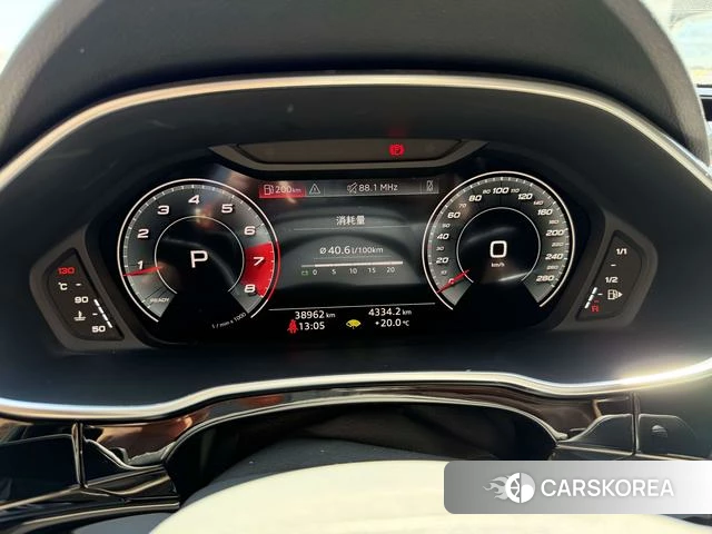 Audi Q3 2024 Белый из Китая, фото 4